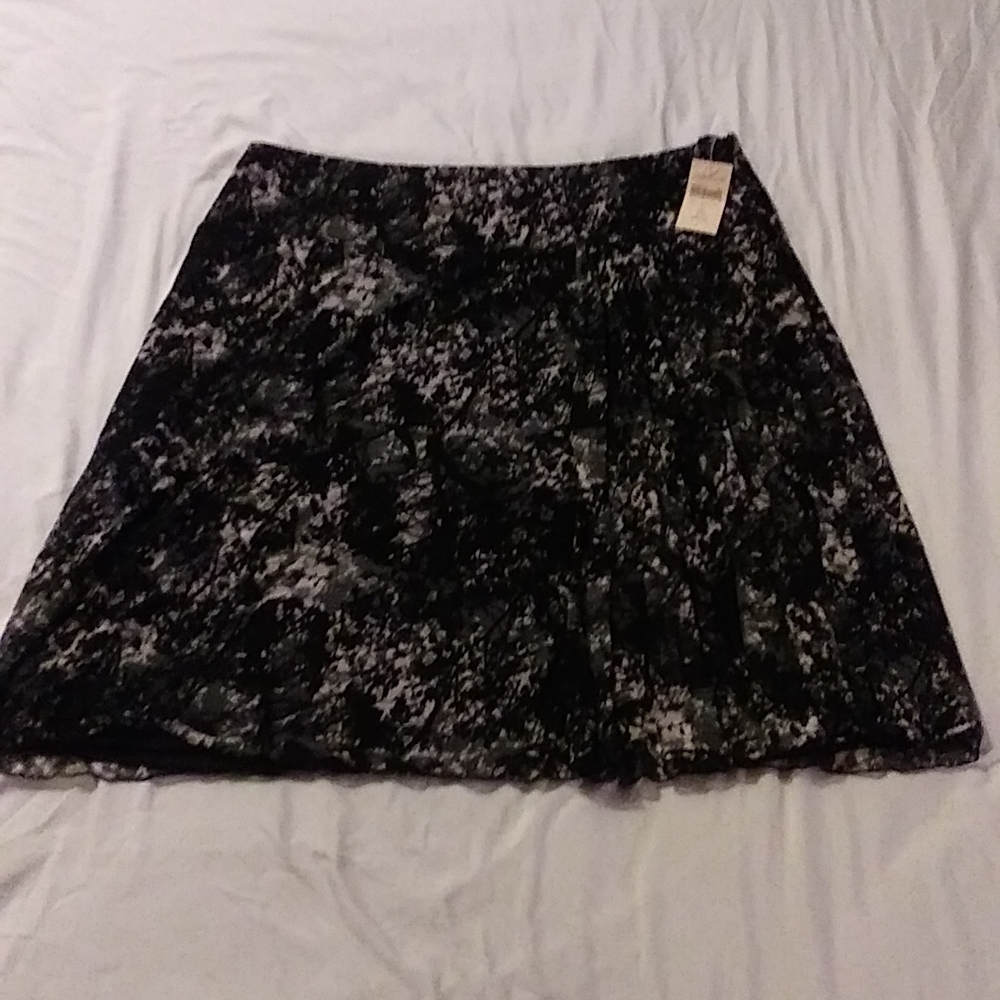 Black White and Gray Coldwater Creek Mesh Skirt